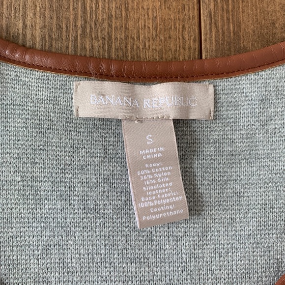 Banana Republic Cardigan - Picture 3 of 5